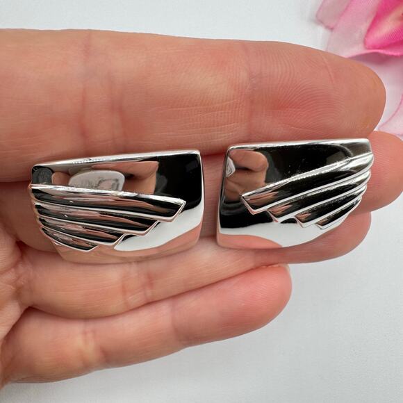 Vintage Monet Winged Square Stud Earrings Signed Runway Chic Retro Silver Tone - Picture 3 of 9